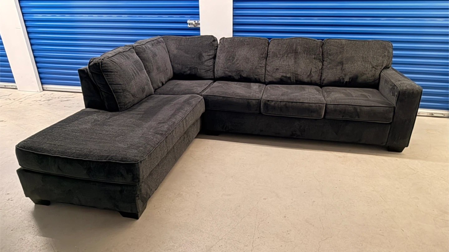 Altari 2 Piece Sectional - Slate / Right Facing