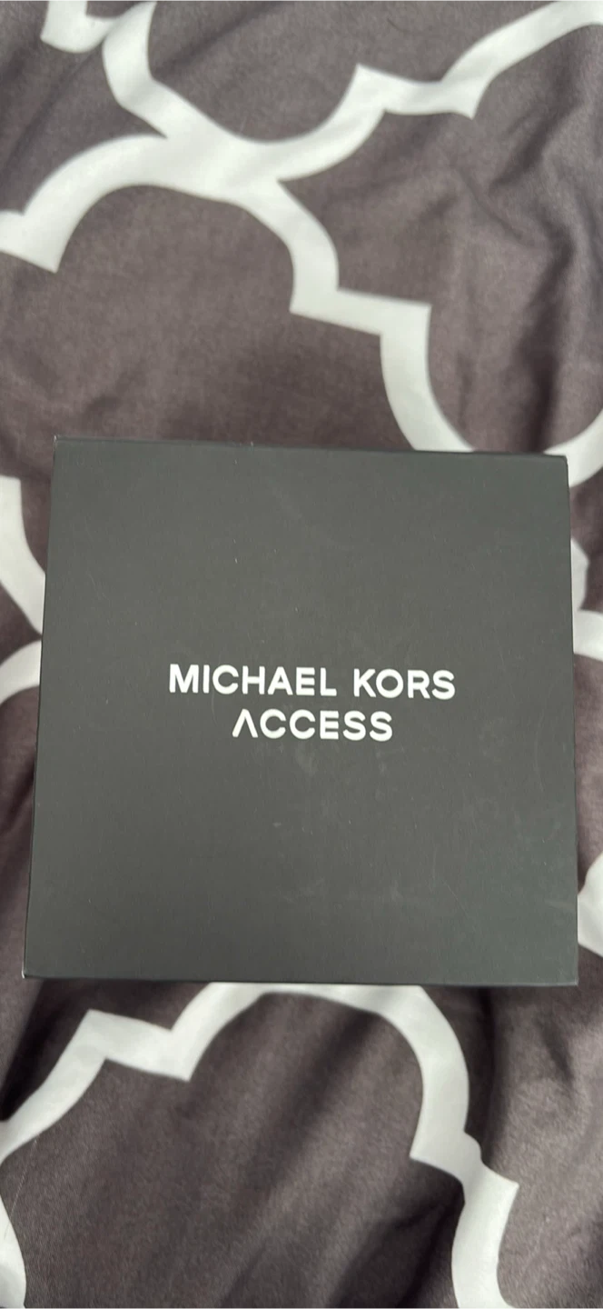 Brand New Michael Kors Access Smartwatch - photo 2