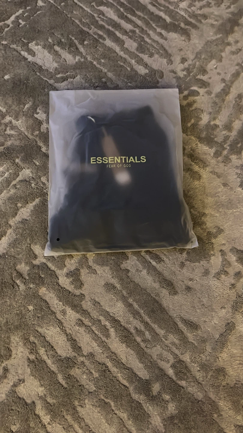 Fear of God Essentials Black Shorts 1977 - photo 3