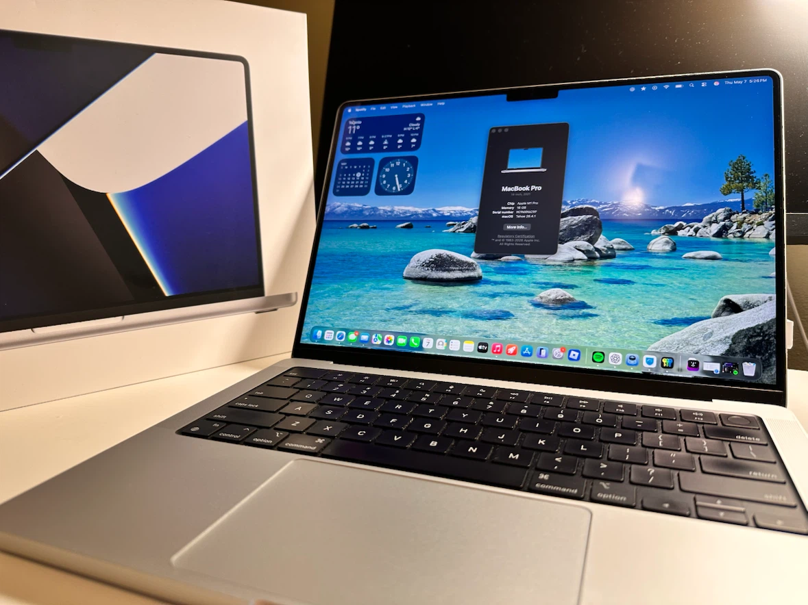 MacBook Pro 14-inch M1