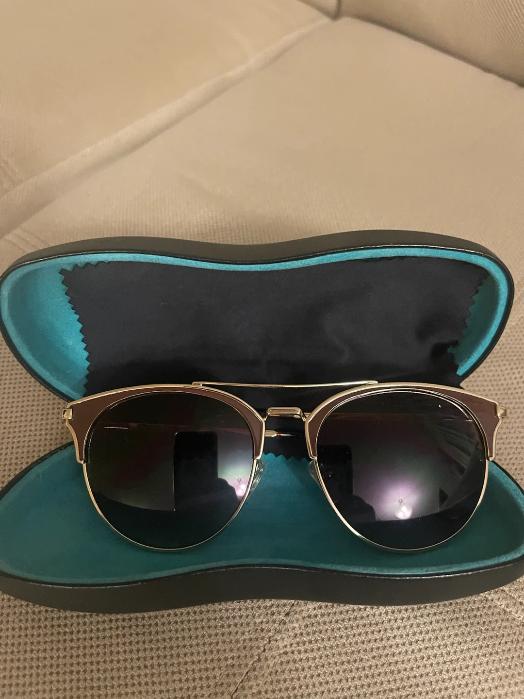 Gold Cat-Eye Sunglasses - photo 3