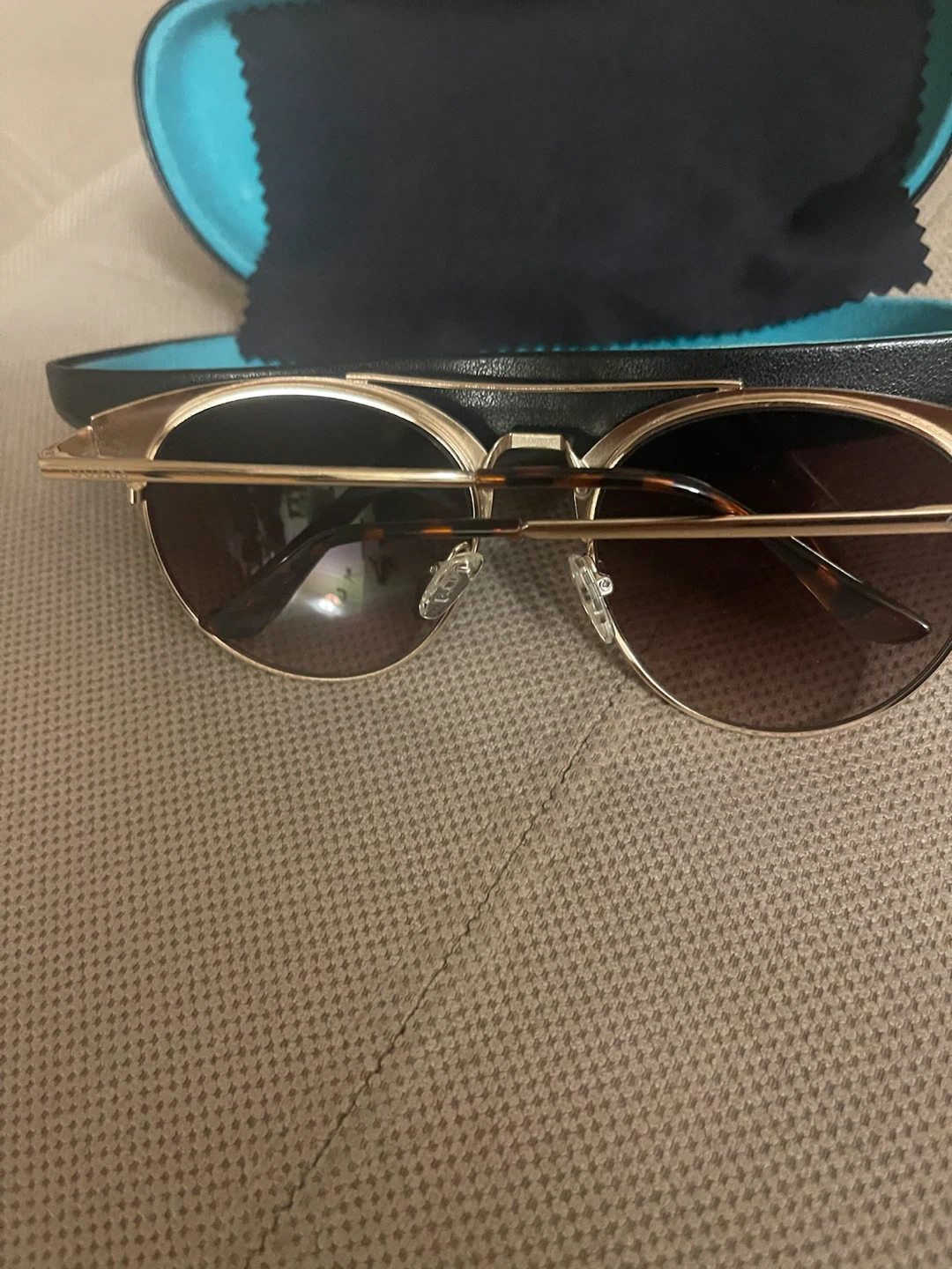 Gold Cat-Eye Sunglasses - photo 4