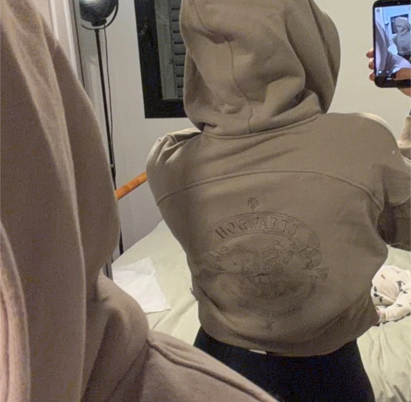 Cropped Zip-Up Hoodie - Hogwarts - photo 2