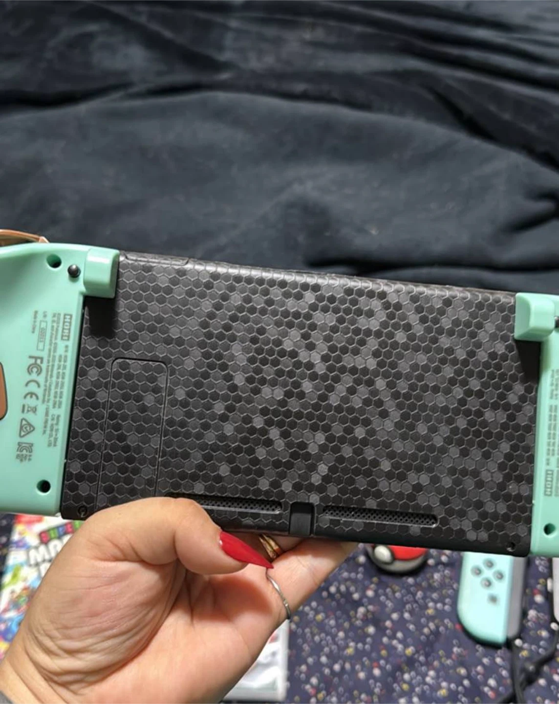 Nintendo Switch - photo 2