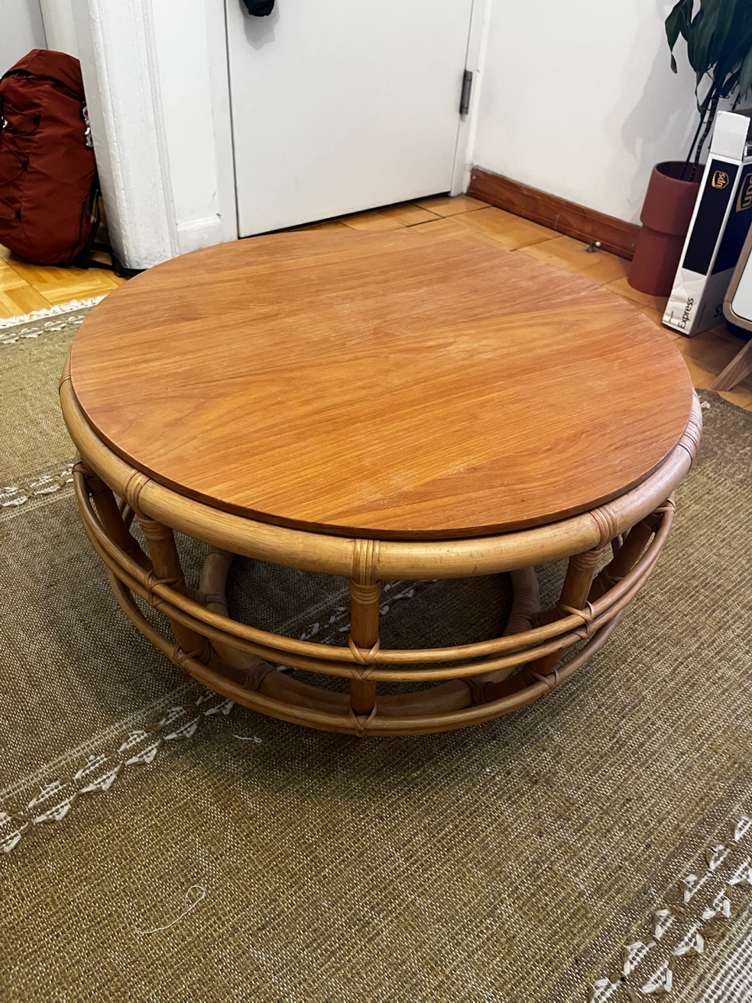 Round Rattan Coffee Table with Wood Top - photo 2
