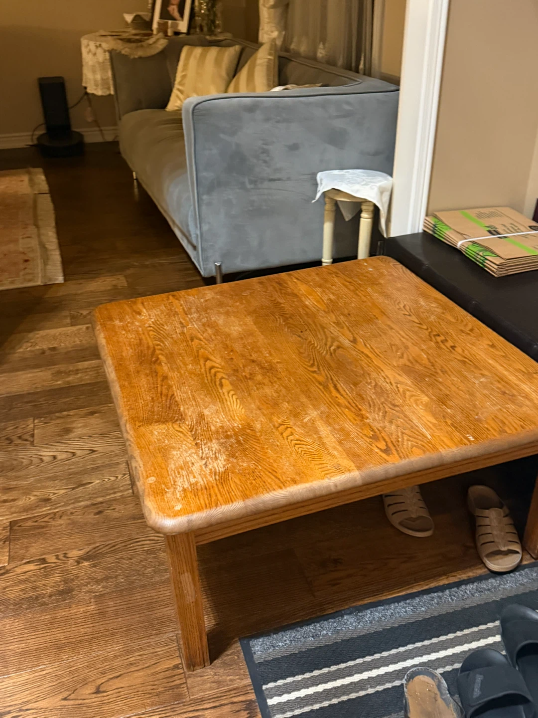 Wooden Coffee Table - photo 2
