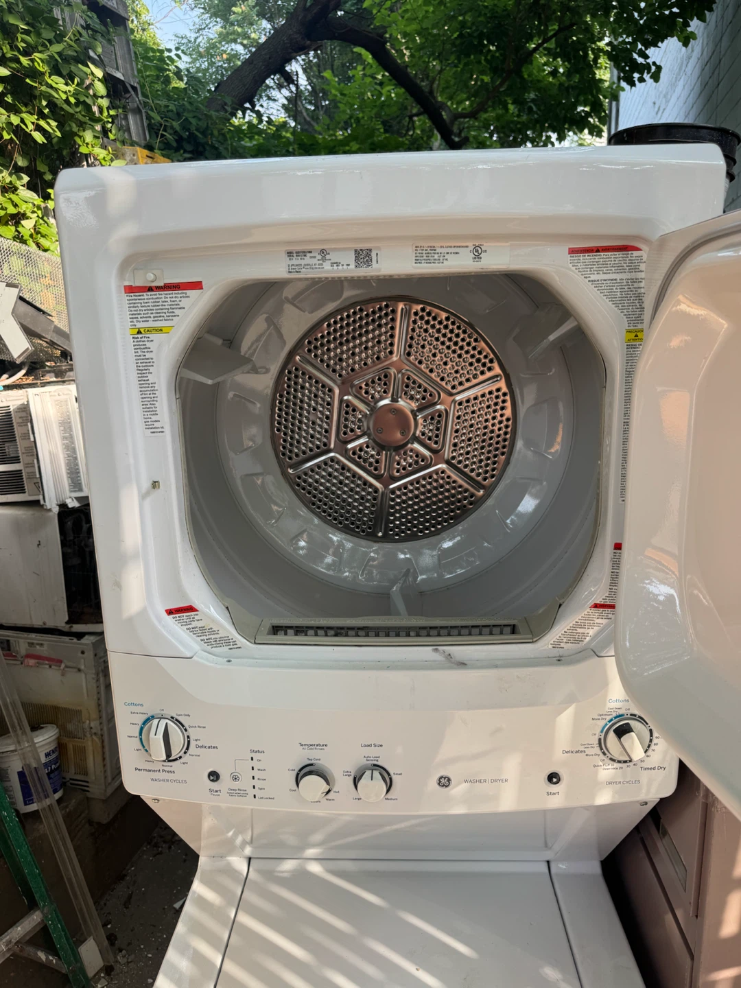 27” GE Stackable Washer Dryer GUD27GSSJ1WW - photo 2