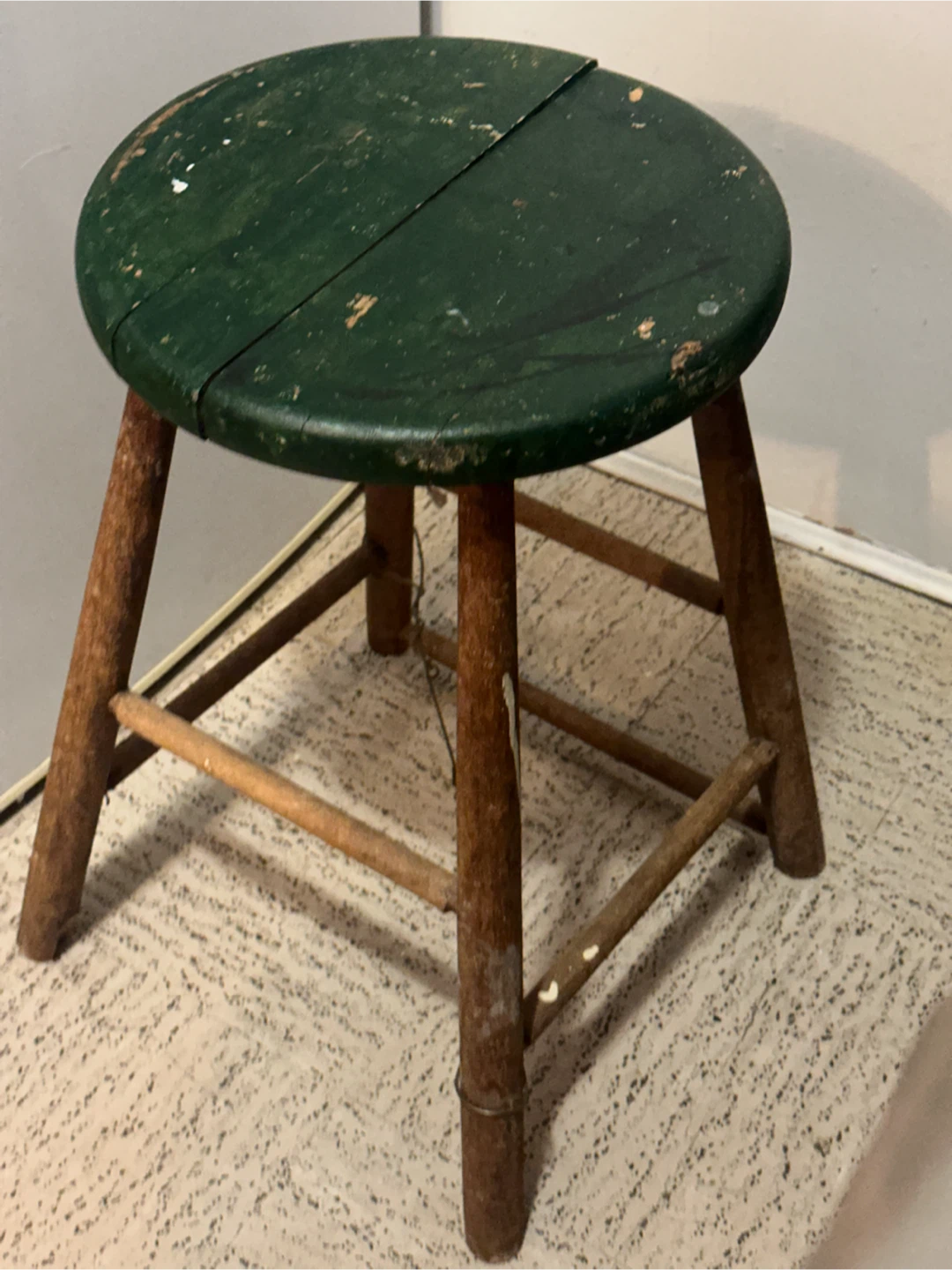 Primitive wood milking stool - photo 2