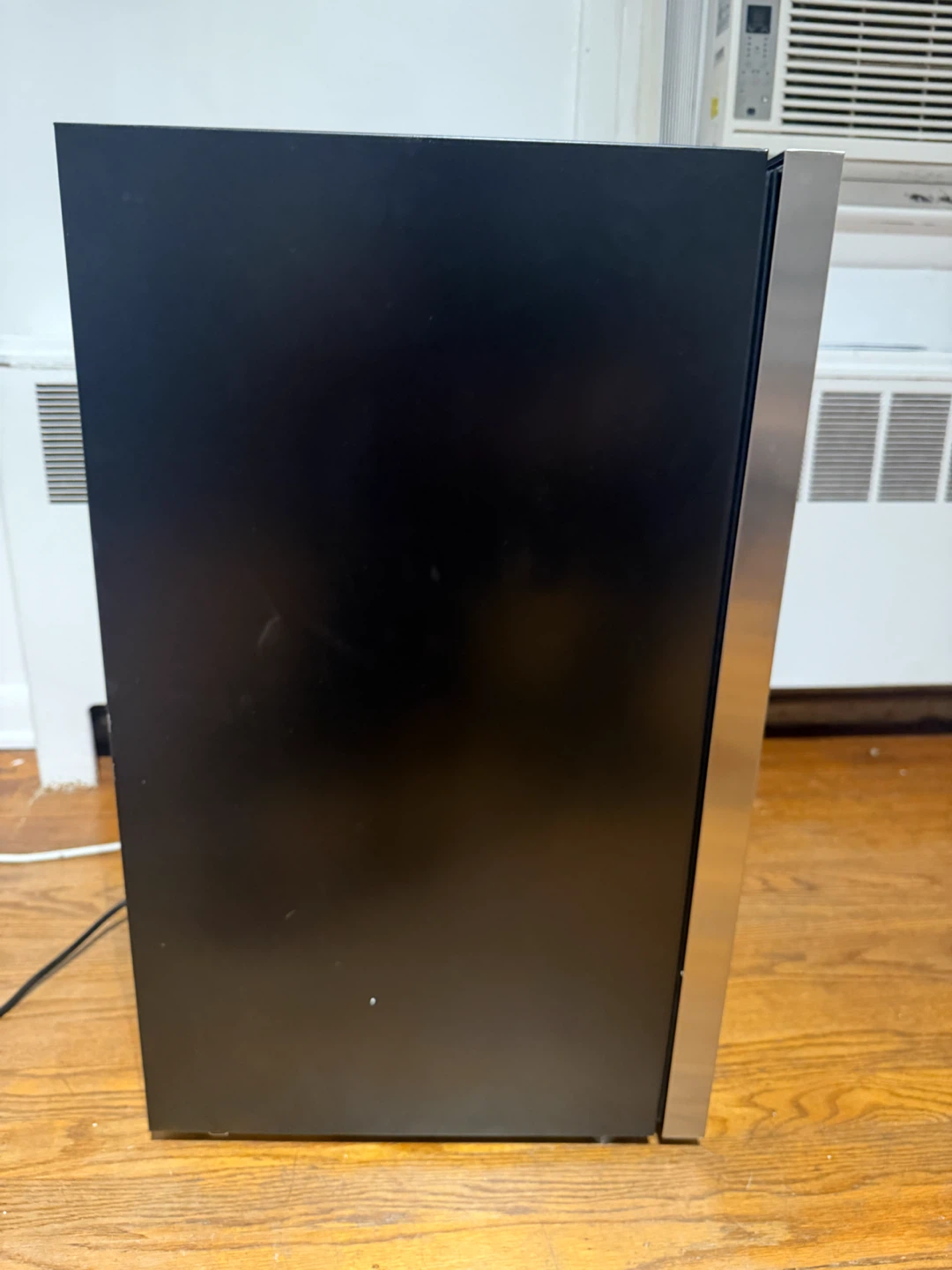 Schmecke Single Zone 24-Bottle Wine Cooler - photo 4