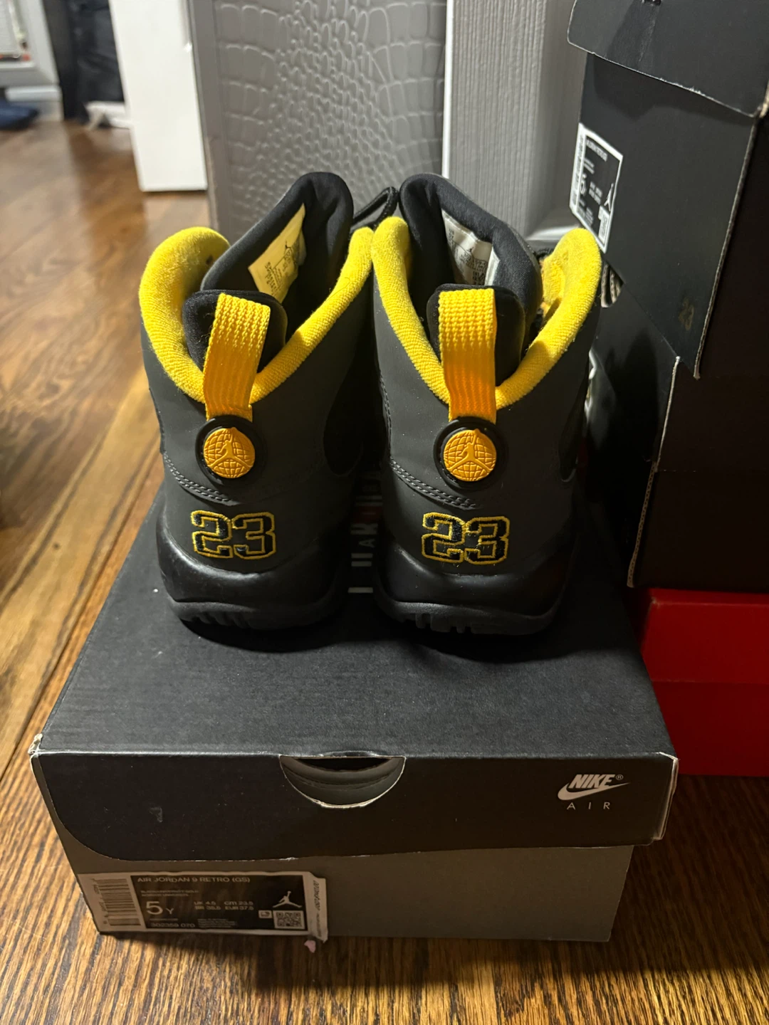 Jordan shoes - photo 5