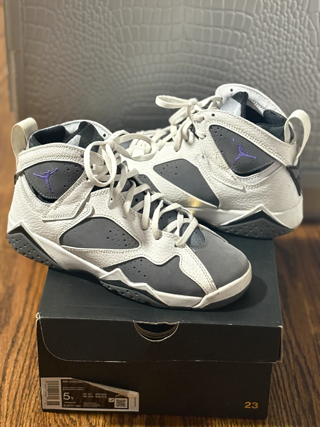 Jordan shoes - photo 3
