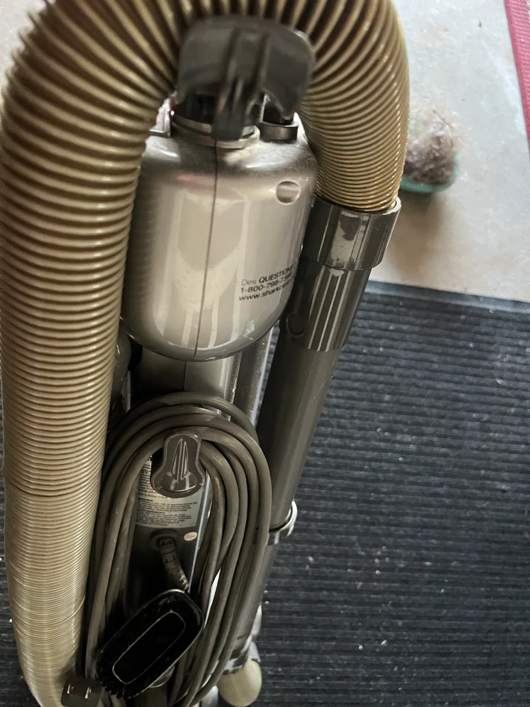 Shark Navigator Swivel Deluxe Upright Vacuum - photo 3