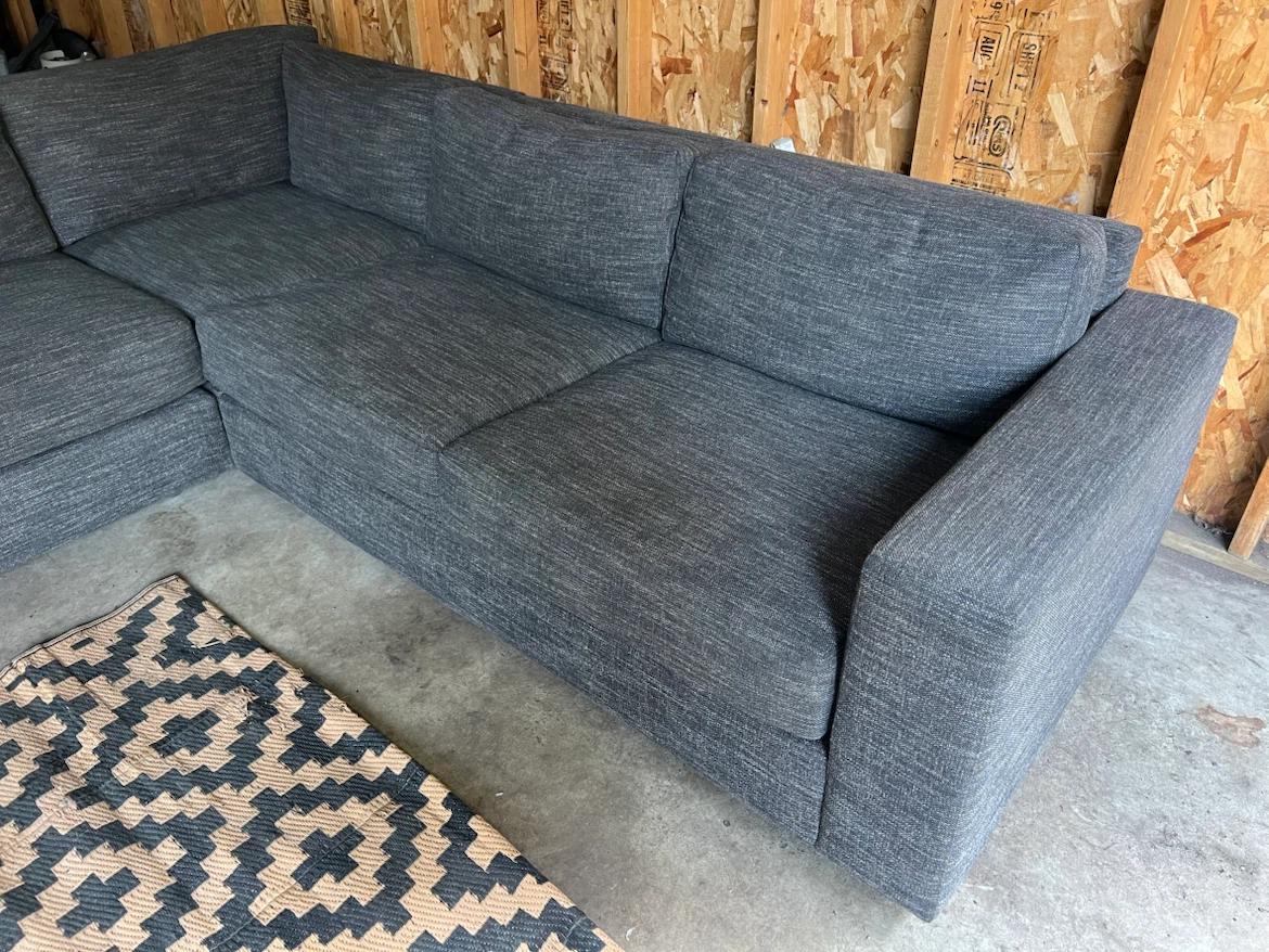 🚚FREE DELIVERY- West Elm Urban Sectional Sofa - photo 3