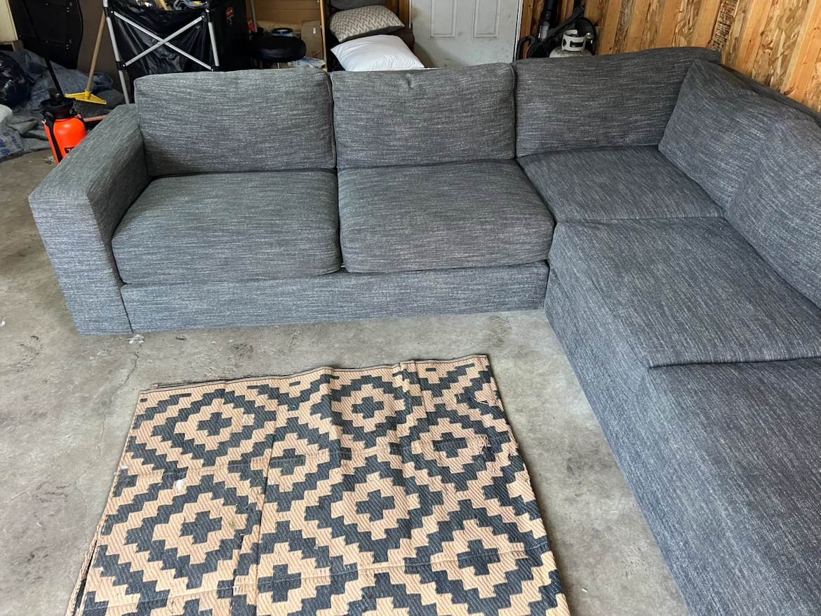 🚚FREE DELIVERY- West Elm Urban Sectional Sofa - photo 4