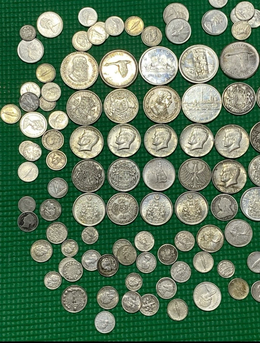 Mixed Lot of Assorted Coins - photo 3