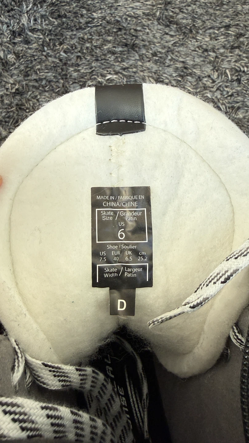 Reebok Ribcor XT Comp Ice Skates with Bag - photo 5