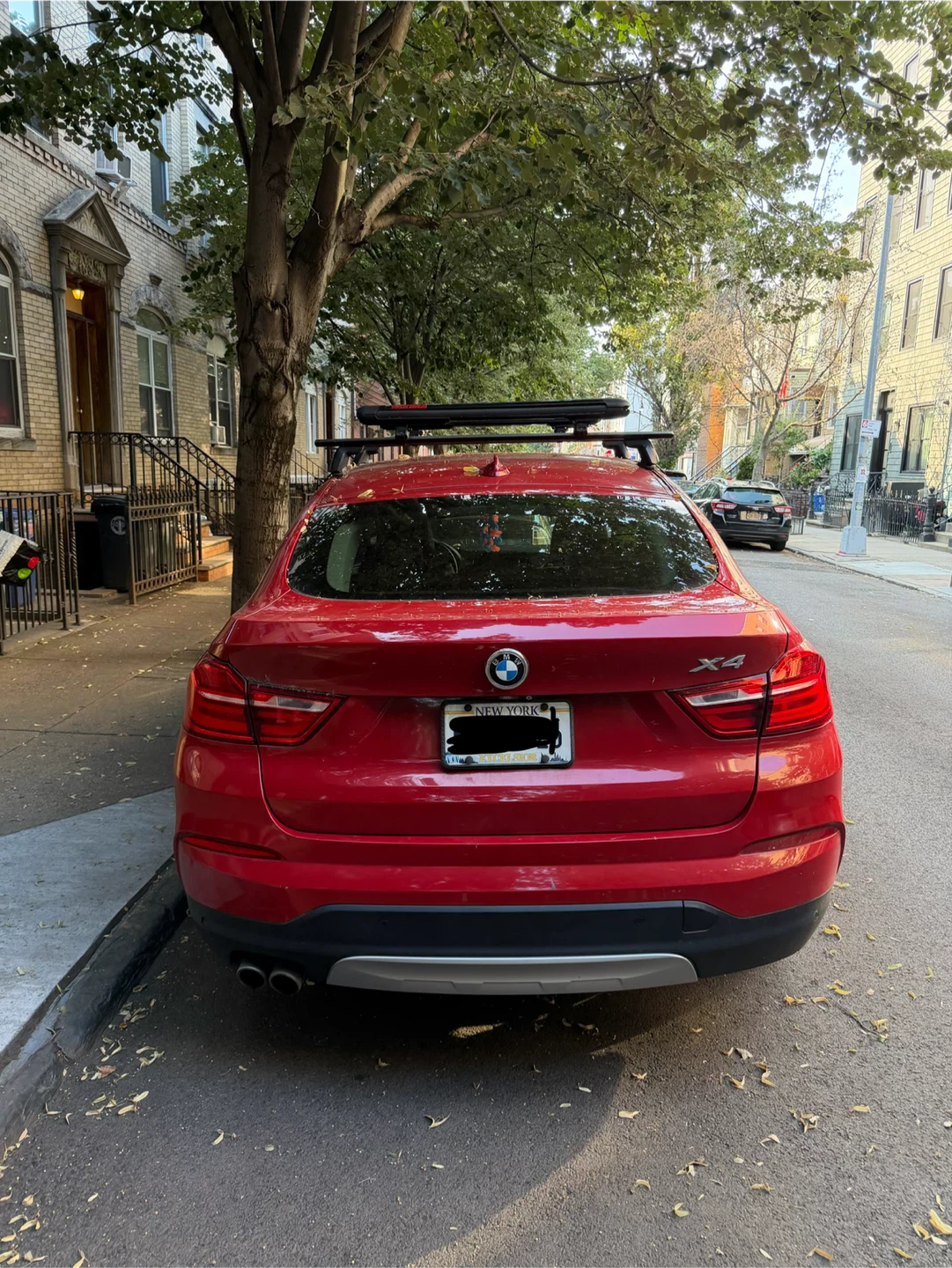 Red BMW X4 with Roof Rack - photo 3