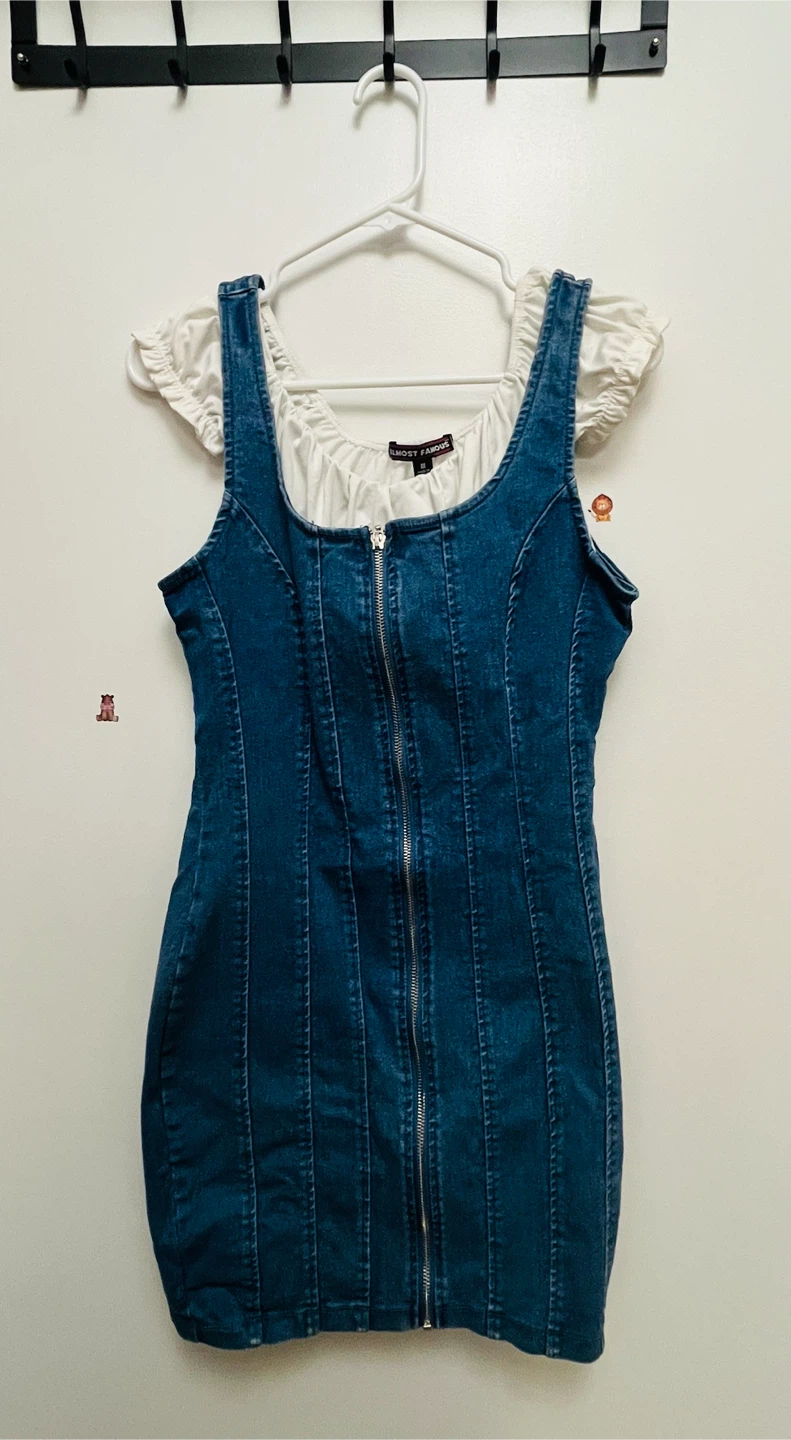 Denim Zip Front Dress with White Ruffle Top - photo 2
