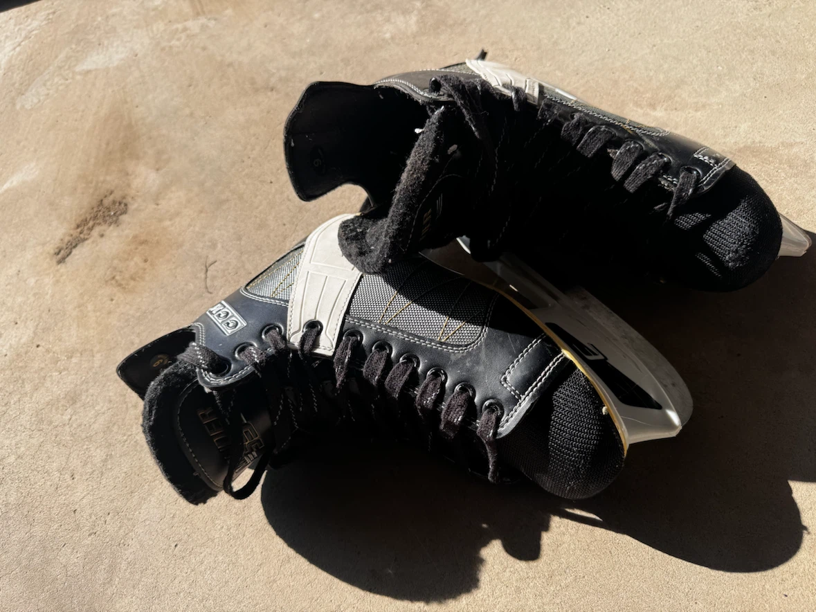 CCM Hockey Skates - photo 4