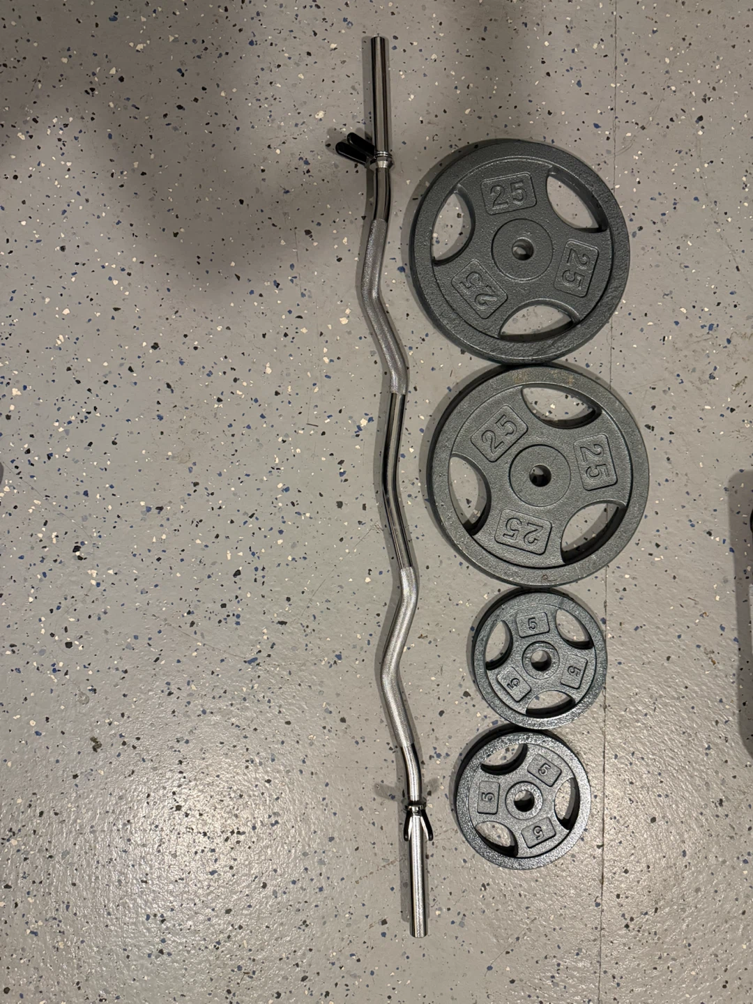 Curl Barbell with Weight Plates
