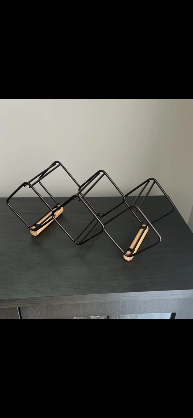 Knopf tabletop wine bottle rack in Copper