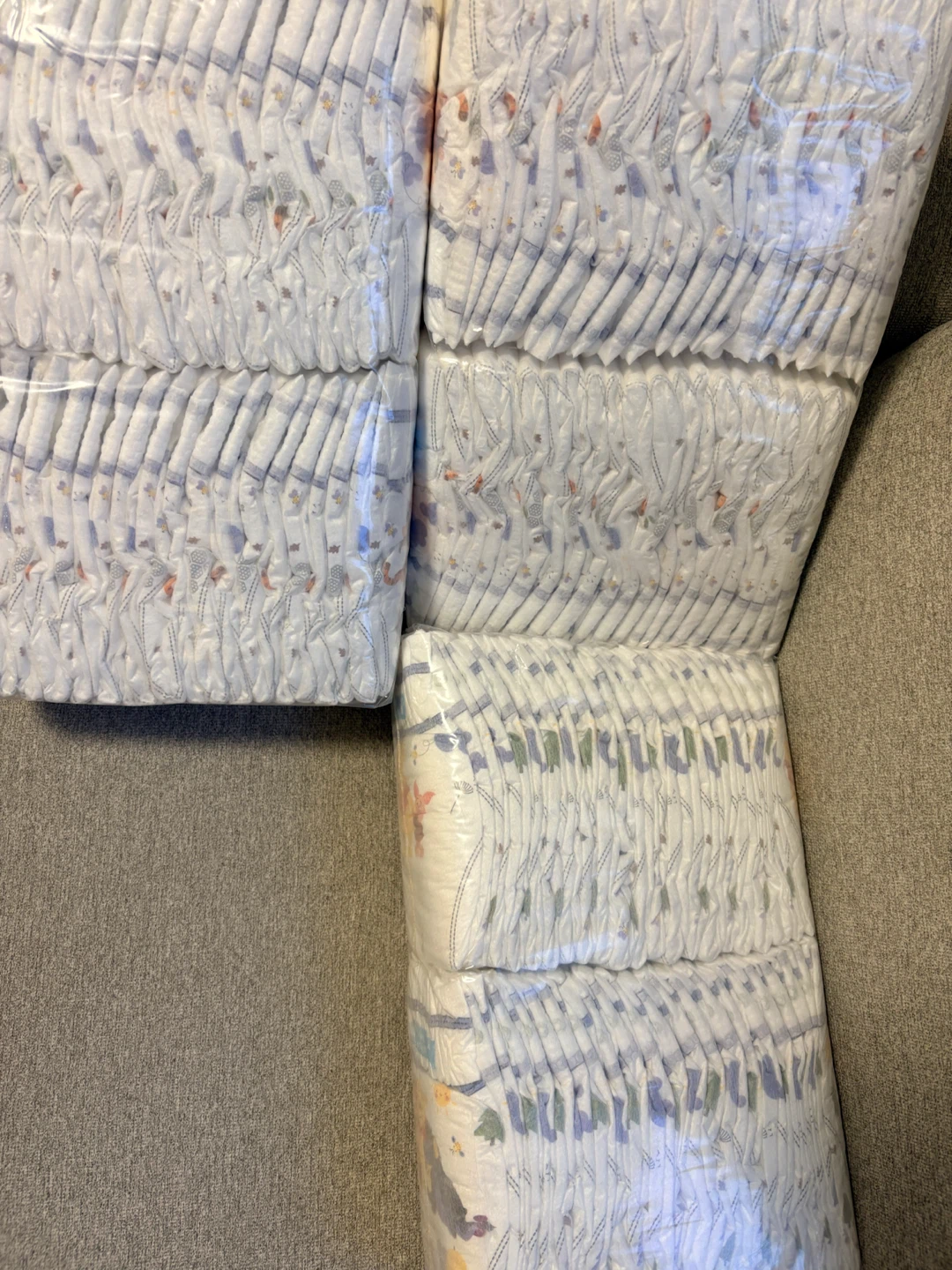 Size 1 Huggies Snugglers - photo 2