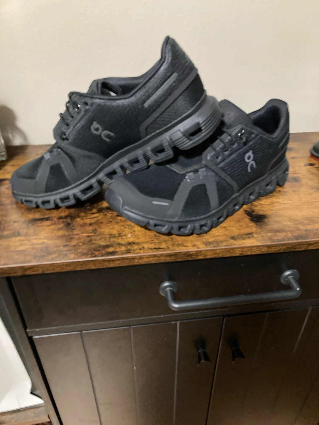 On Cloud 6 Running Shoes