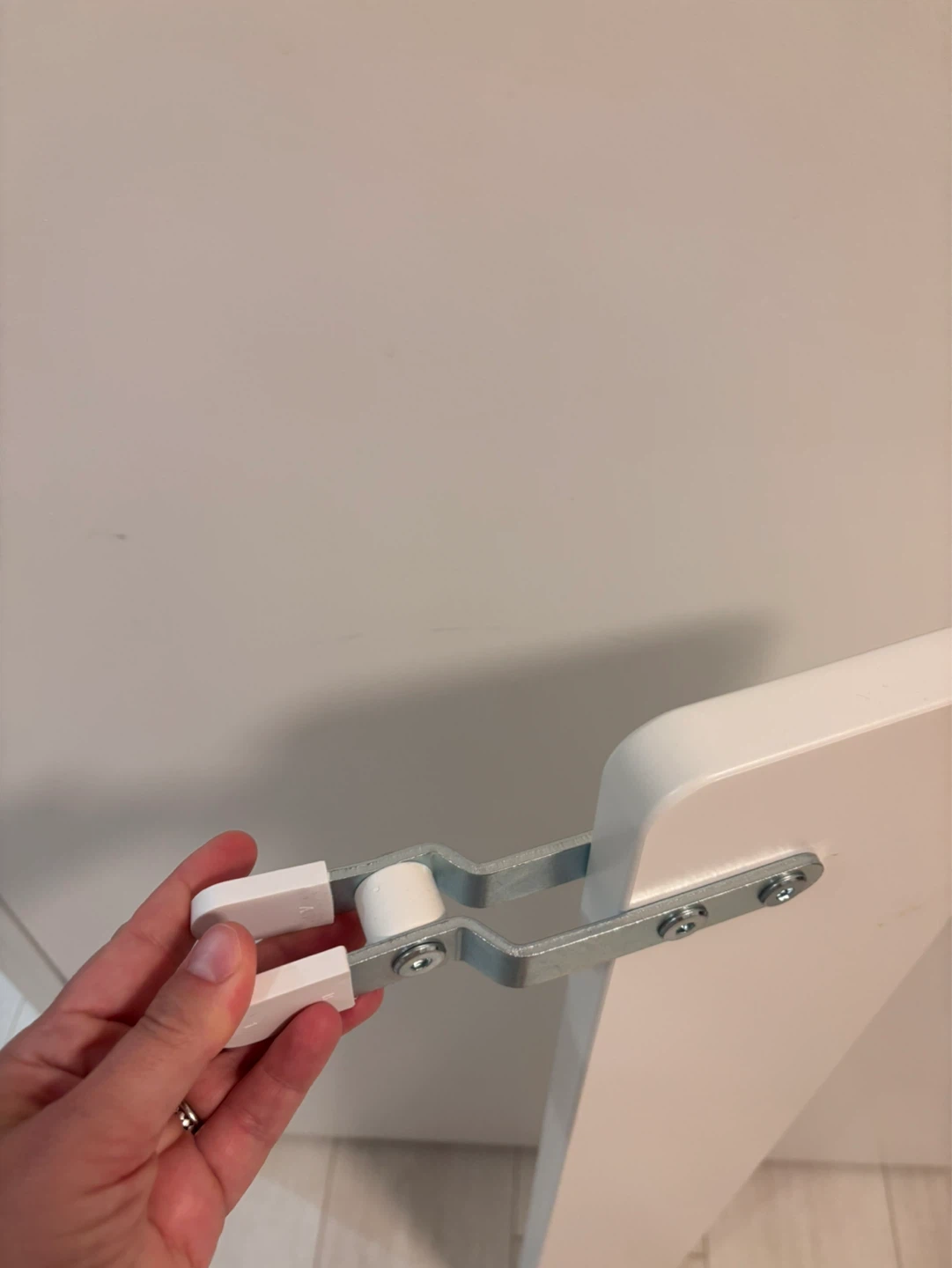 IKEA White Gate Extension - photo 2