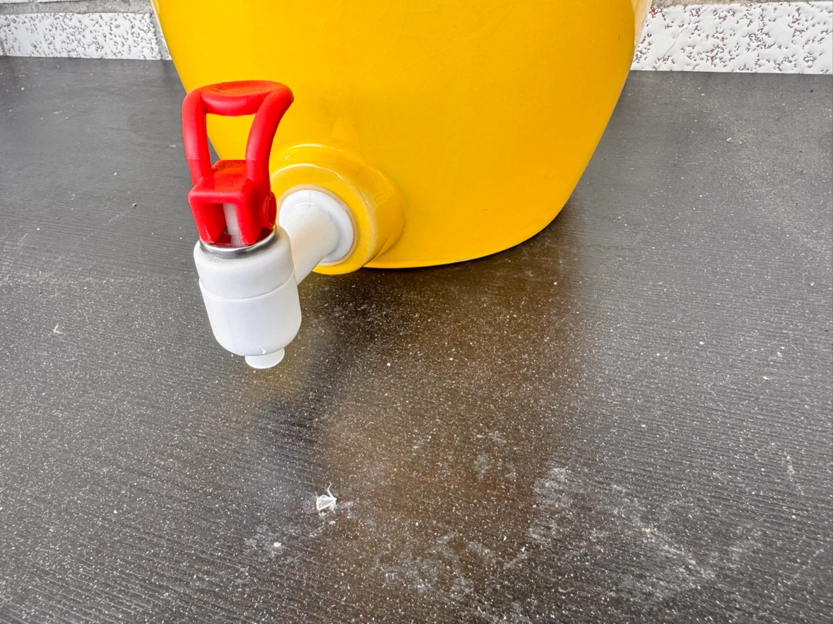 Yellow "Lemonade" Ceramic Dispenser with Spigot - photo 4
