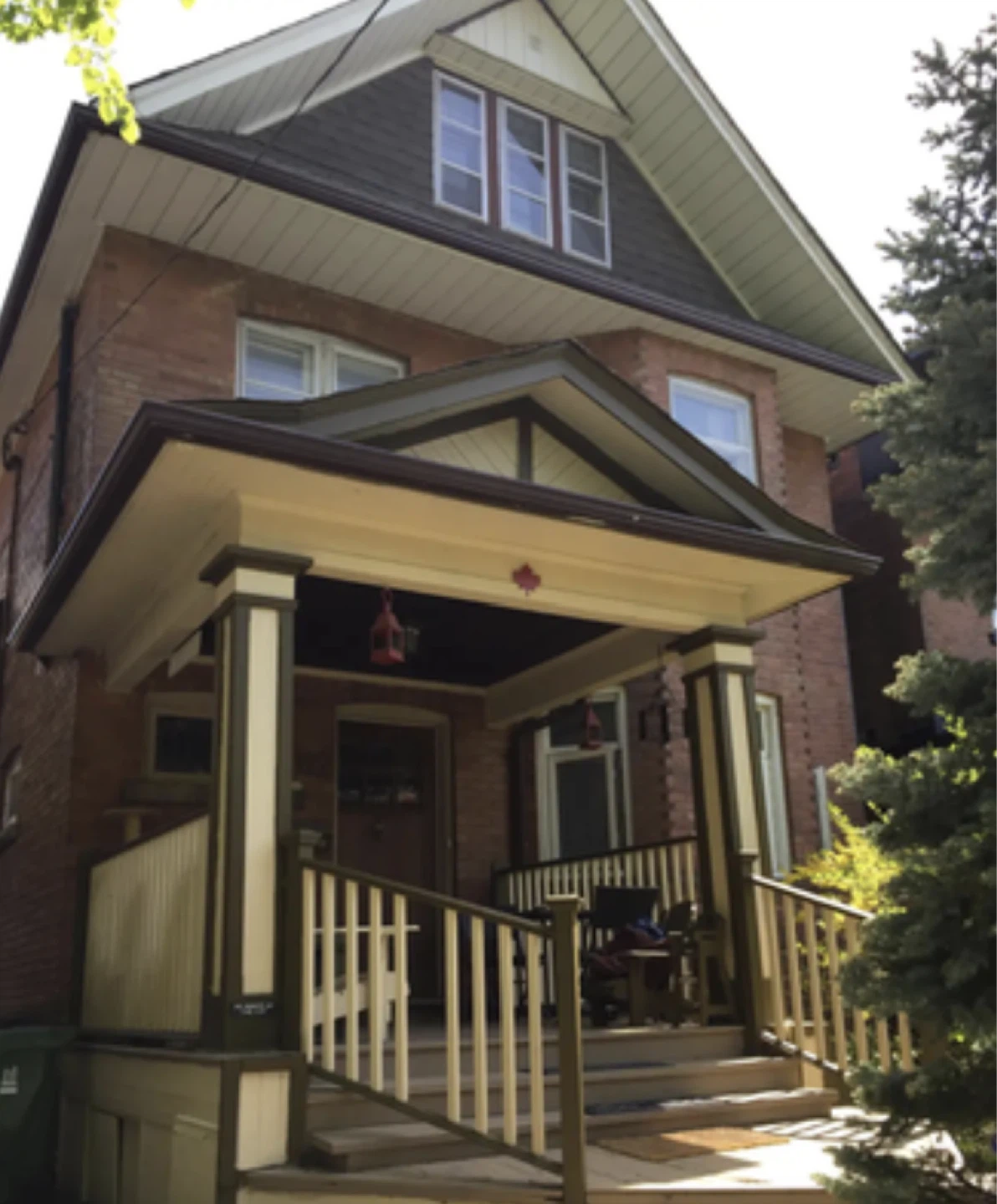 Two bedrooms for rent in charming Victorian home
