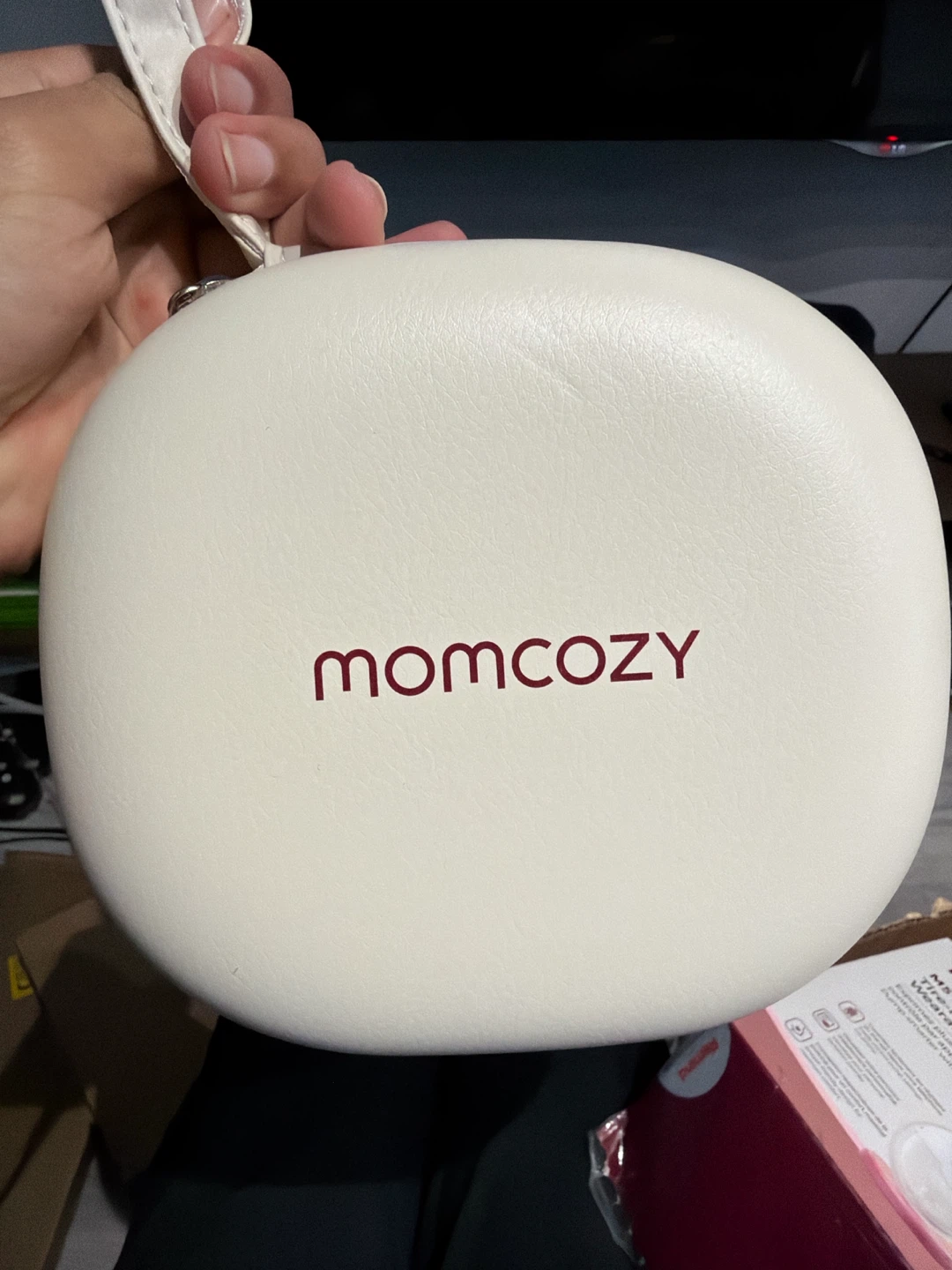 Momcozy M5 Smart Wearable Breast Pumps - photo 2