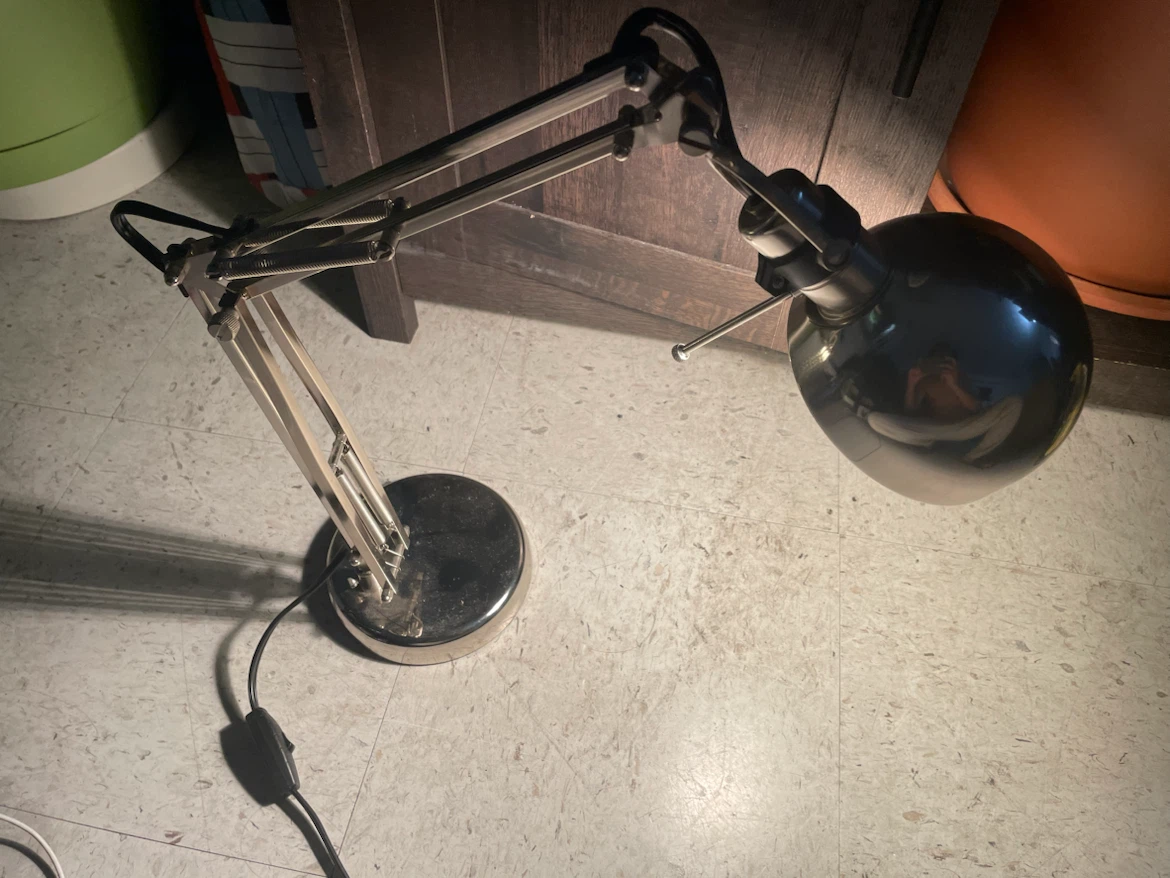 Adjustable Desk Lamp only for 3 days - photo 3