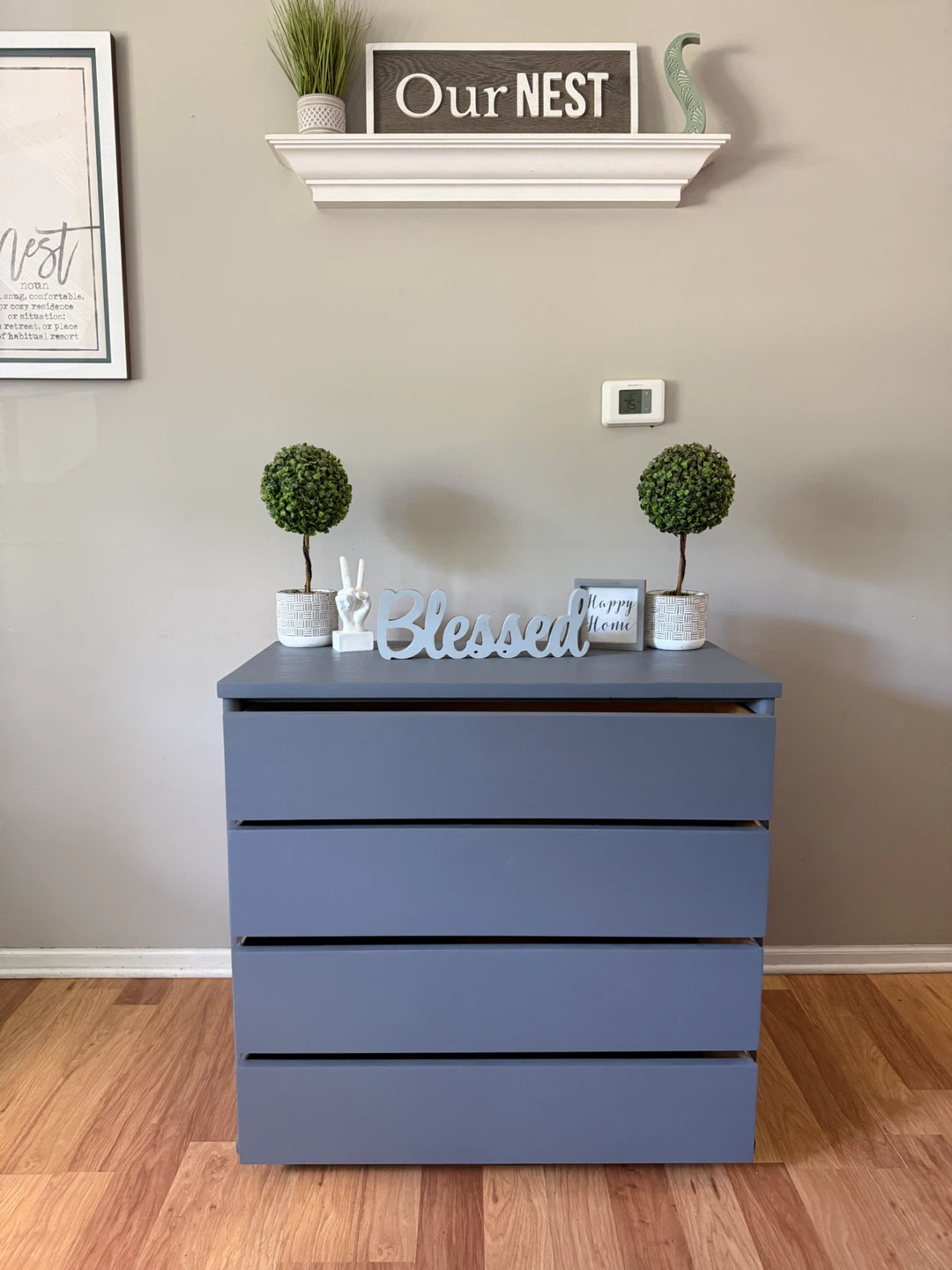 ✨🩶Beautiful solid dresser🩶✨ - photo 2