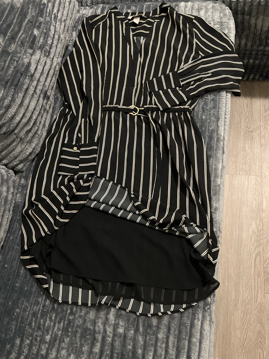 H&M Striped V-Neck Midi Dress - photo 2