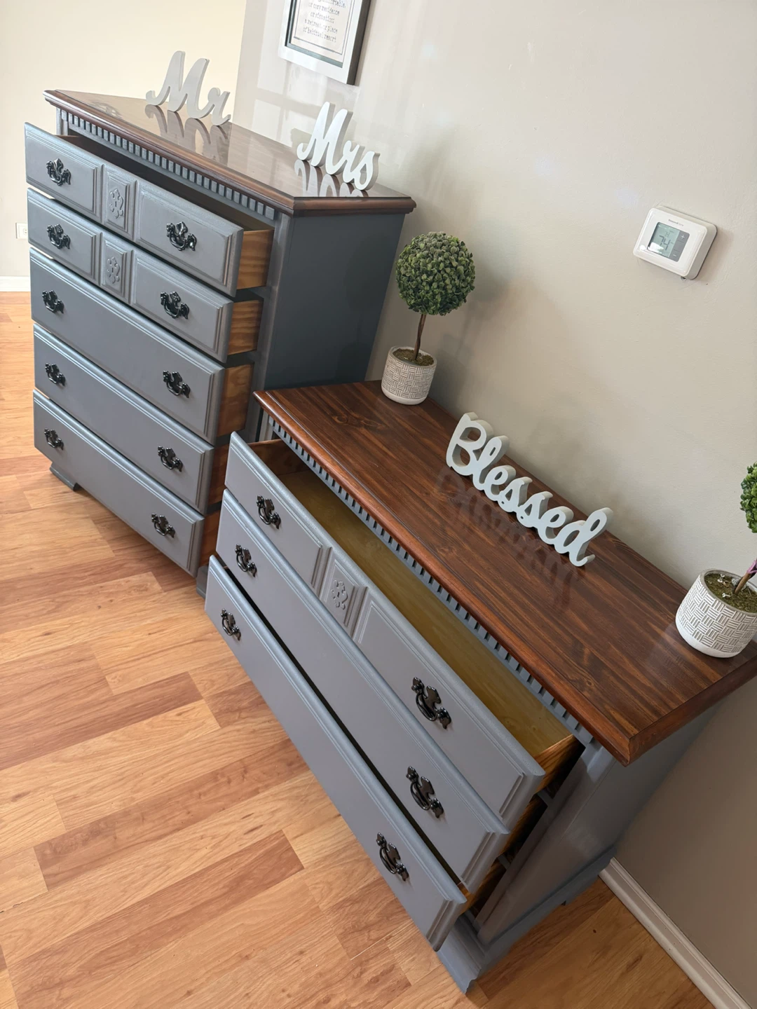 ✨🩶🤎Beautiful solid dresser set🤎🩶✨ - photo 4