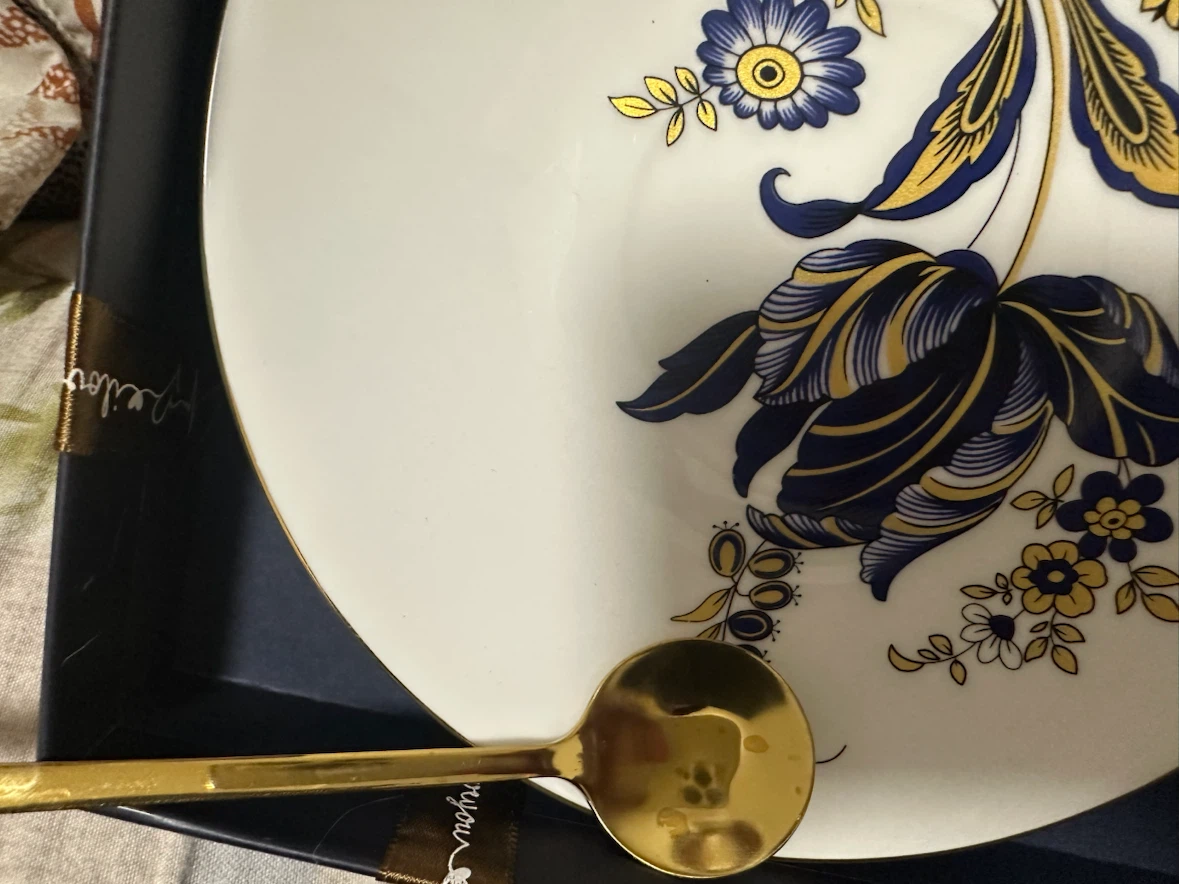 Bone China Handmade Tea Cup Set with Saucers and Spoons - photo 4