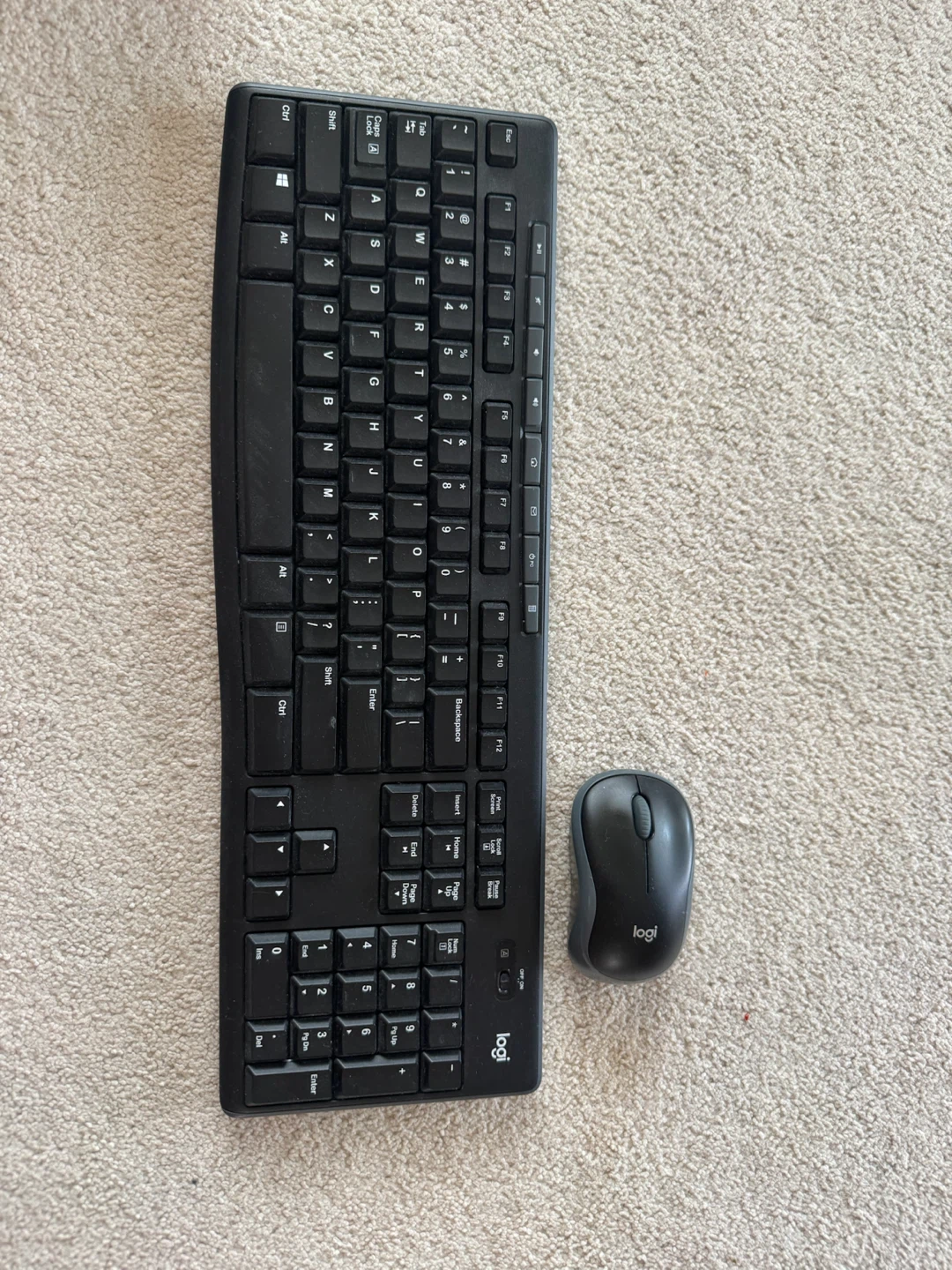 Logitech Wireless Keyboard and Mouse Combo