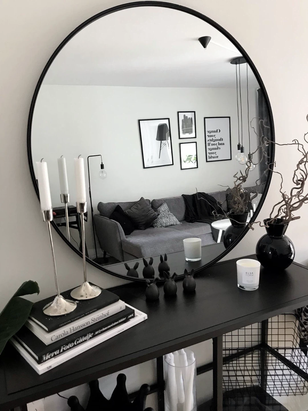 Black Round Mirror,Like New 80cm