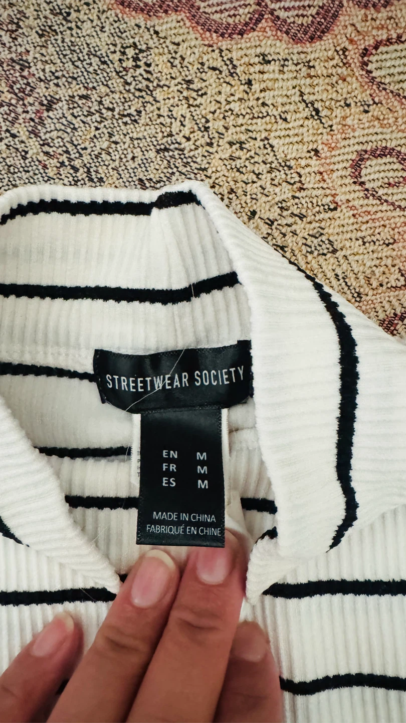 Brand newStreetwear Society Striped and Pink Tops (Size M) - photo 2