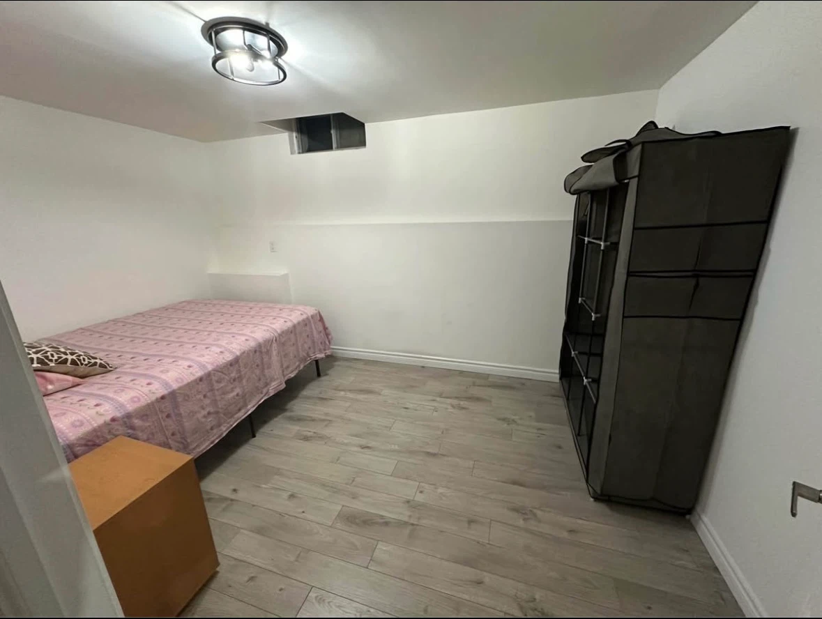 Basement apartment - photo 3