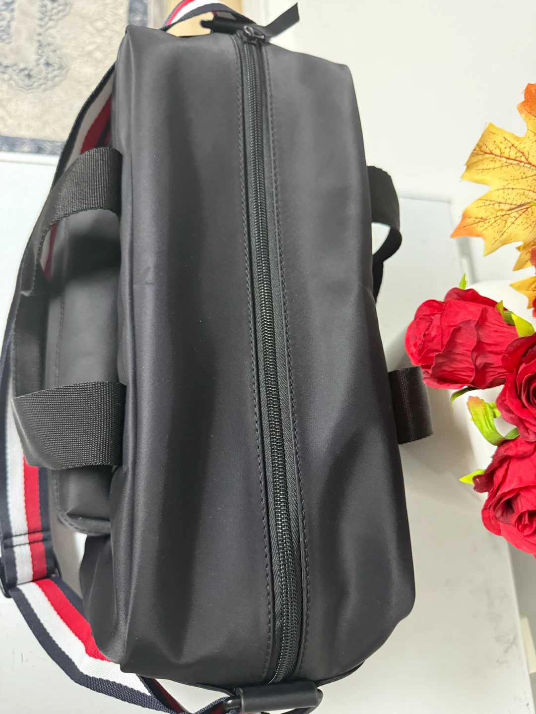 Black Tommy Hilfiger Duffle Bag - photo 4