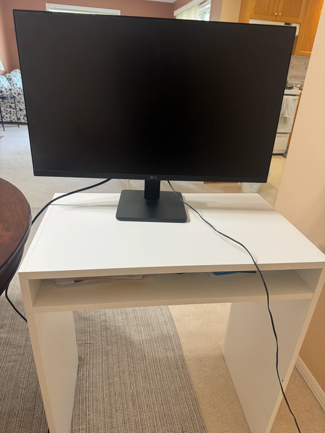 Computer table