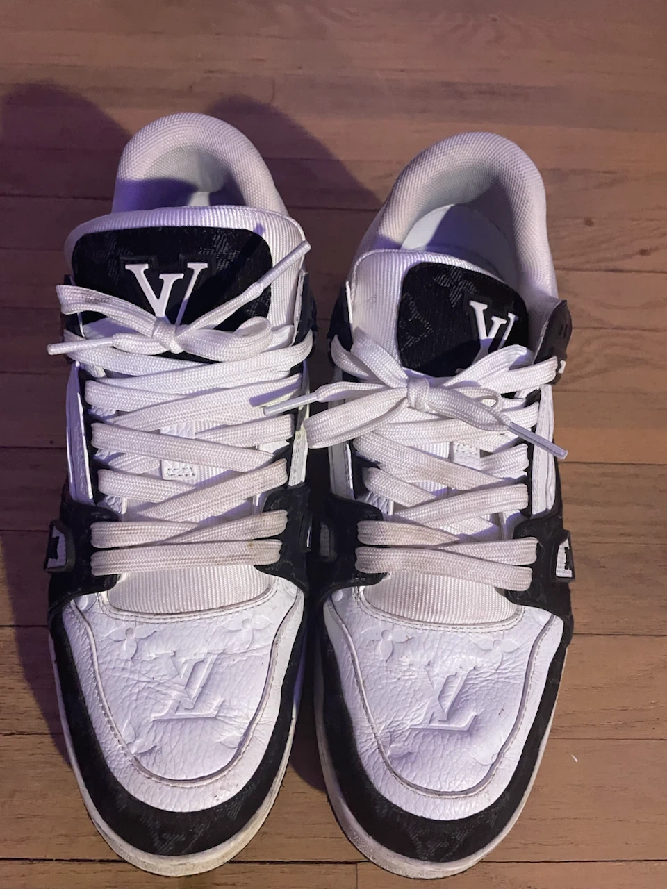 Louis Vuitton Sneakers - photo 2