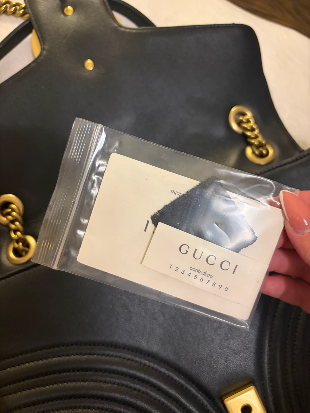 Gucci Marmont Matelassé Black Leather Shoulder Bag with Heart - photo 3