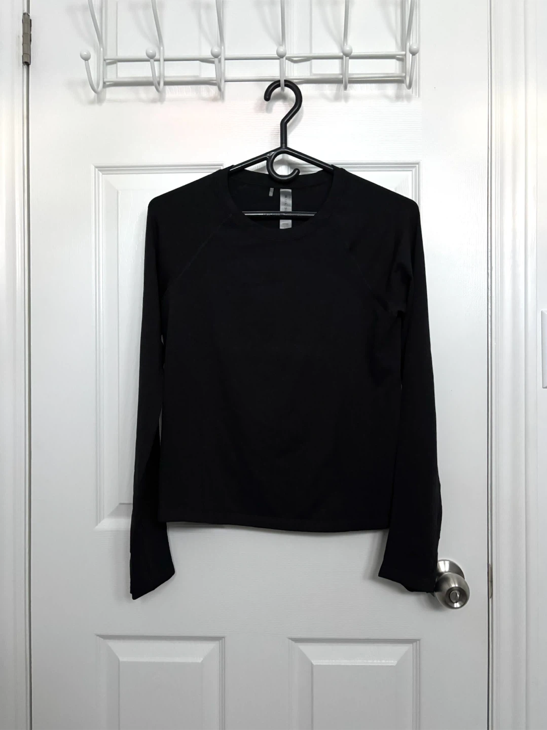 *BRAND NEW* Aritzia Golden Longsleeve