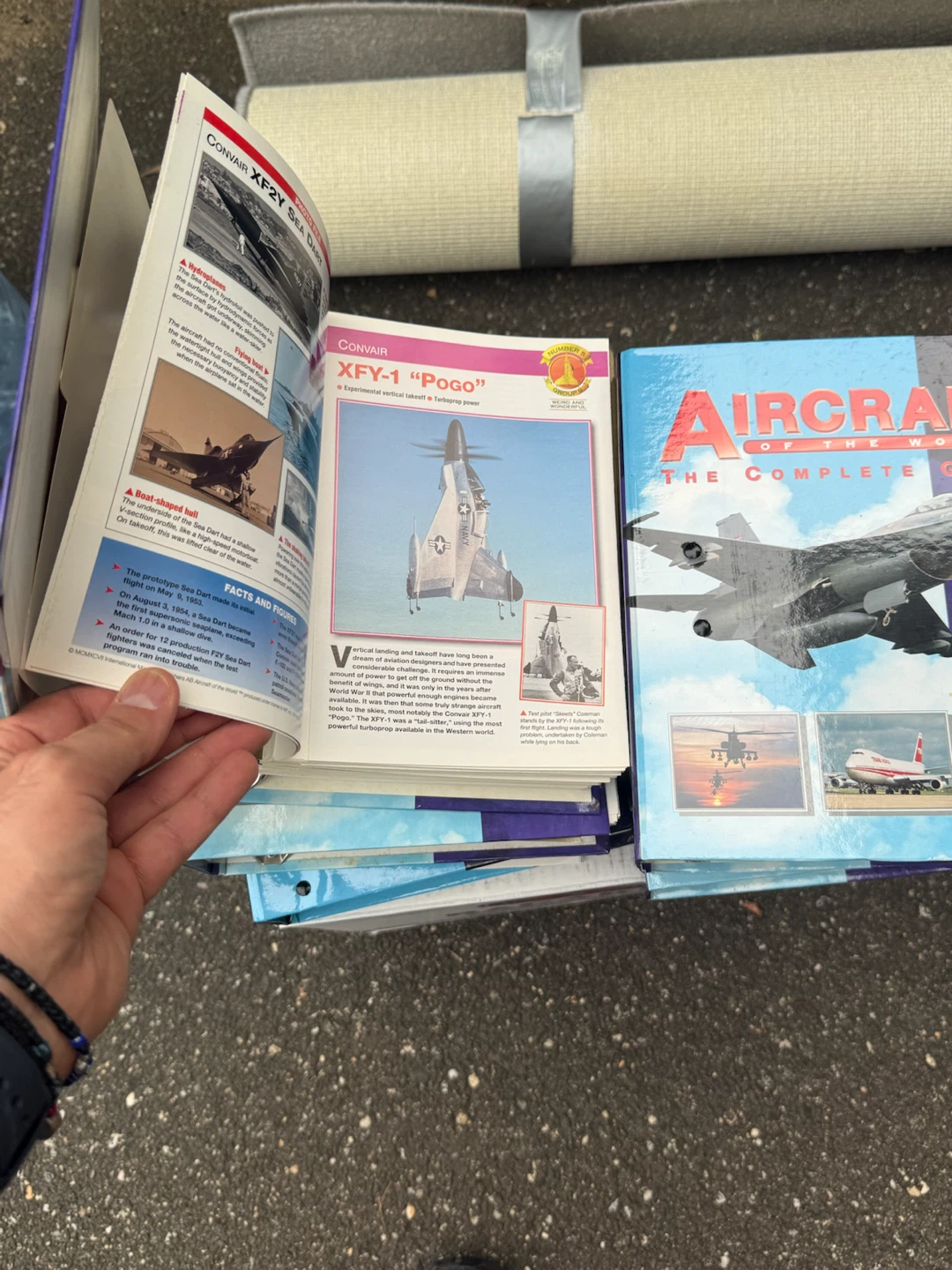 Aircraft The Complete Guide Books - photo 2