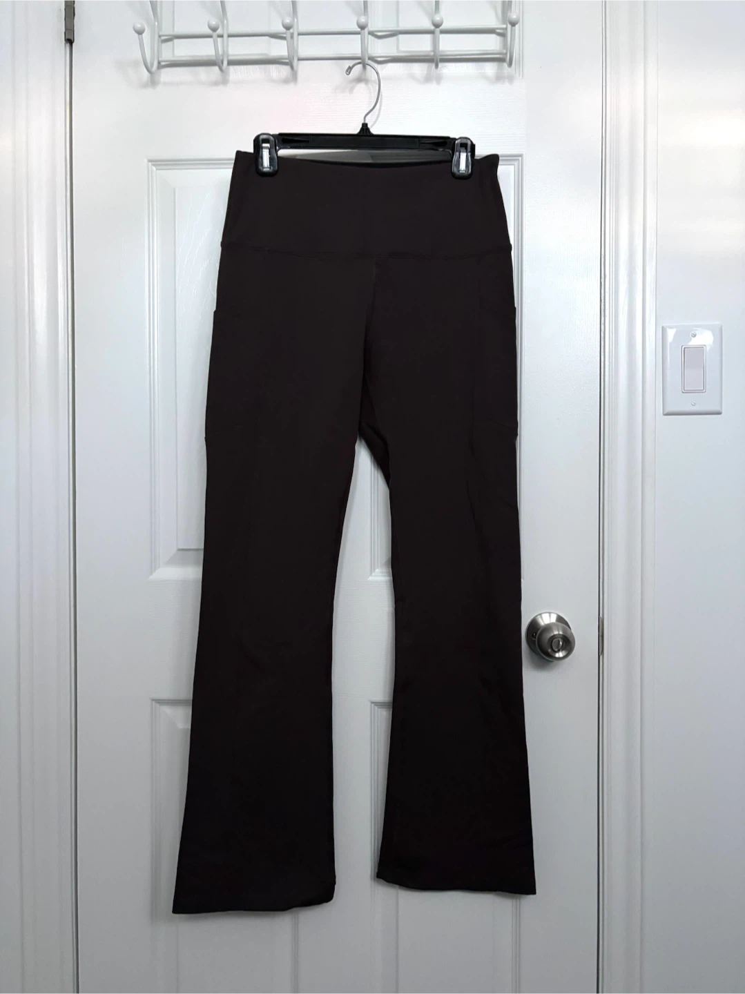Brown Yoga Pants With Side Pockets