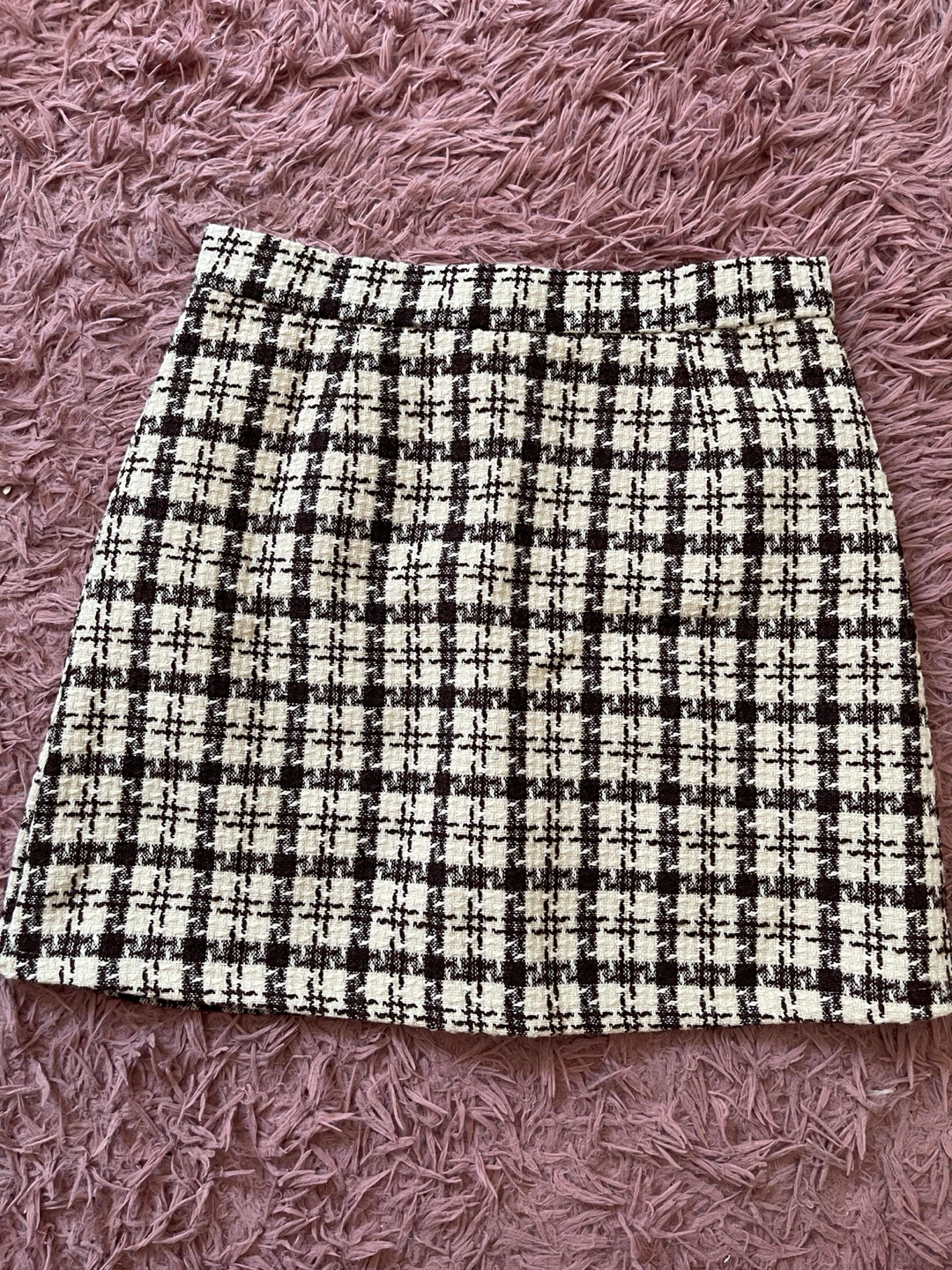 Yizhilian Plaid Tweed Mini Skirt Size L