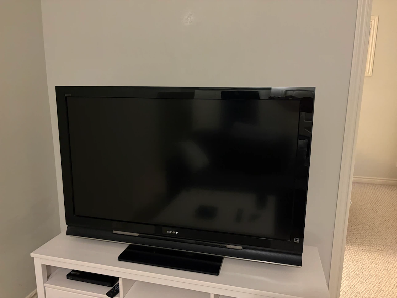 Sony BRAVIA KDL-52S4100 52" LCD TV