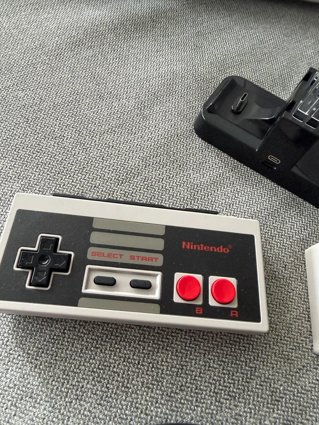 Nintendo switch controllers and charger - photo 3